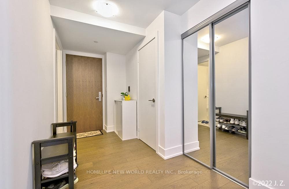 200 Bloor Street Unit 1601 photo 6