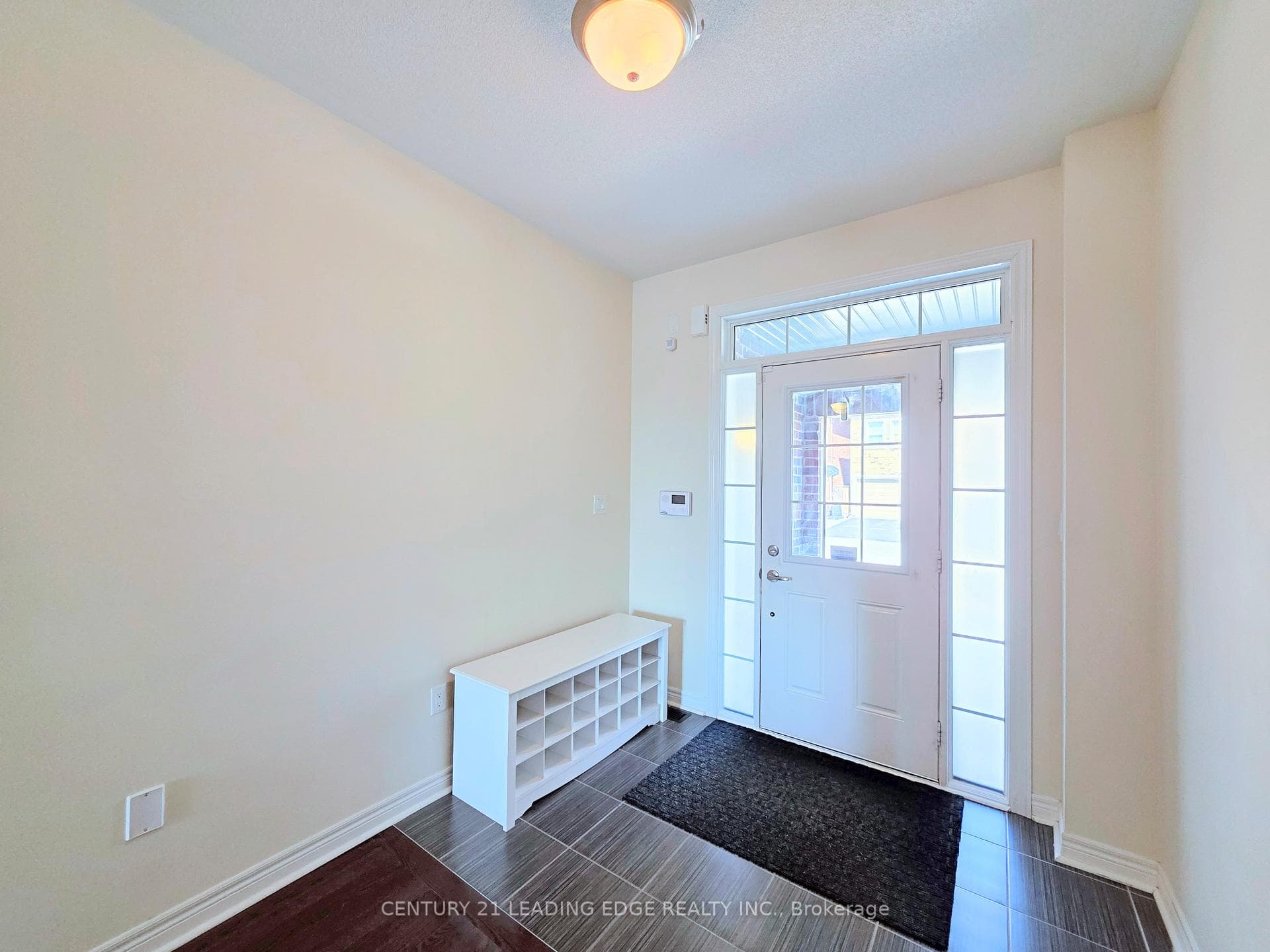91 Staglin Court photo 4