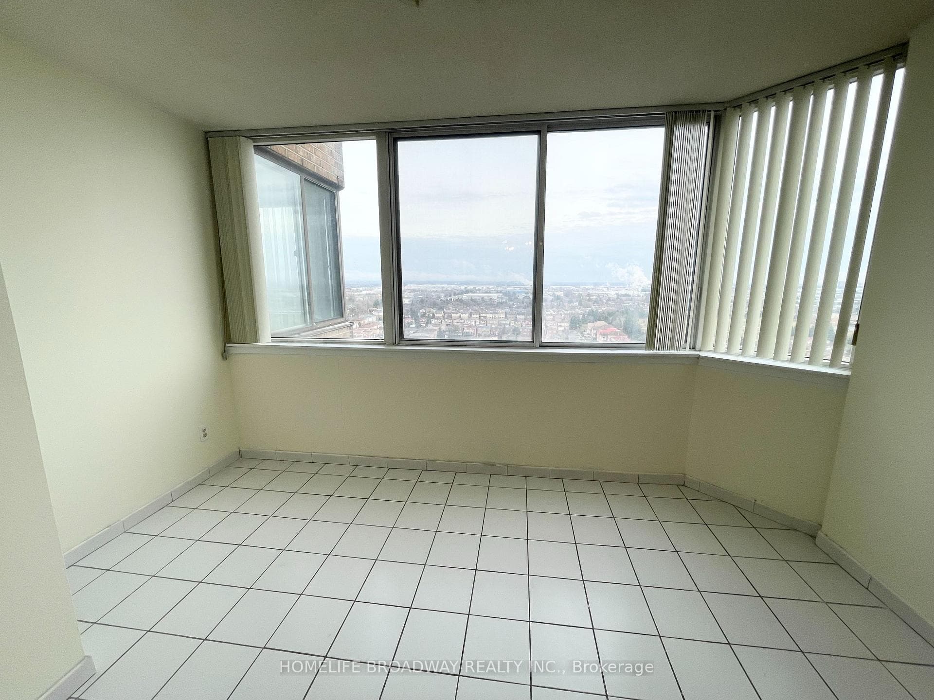 80 Alton Towers Circle Unit 1714 photo 5