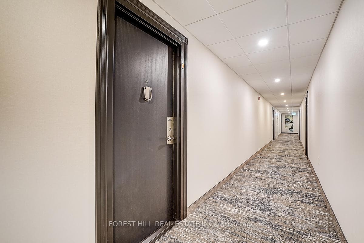40 William Roe Boulevard Unit 706 photo 5