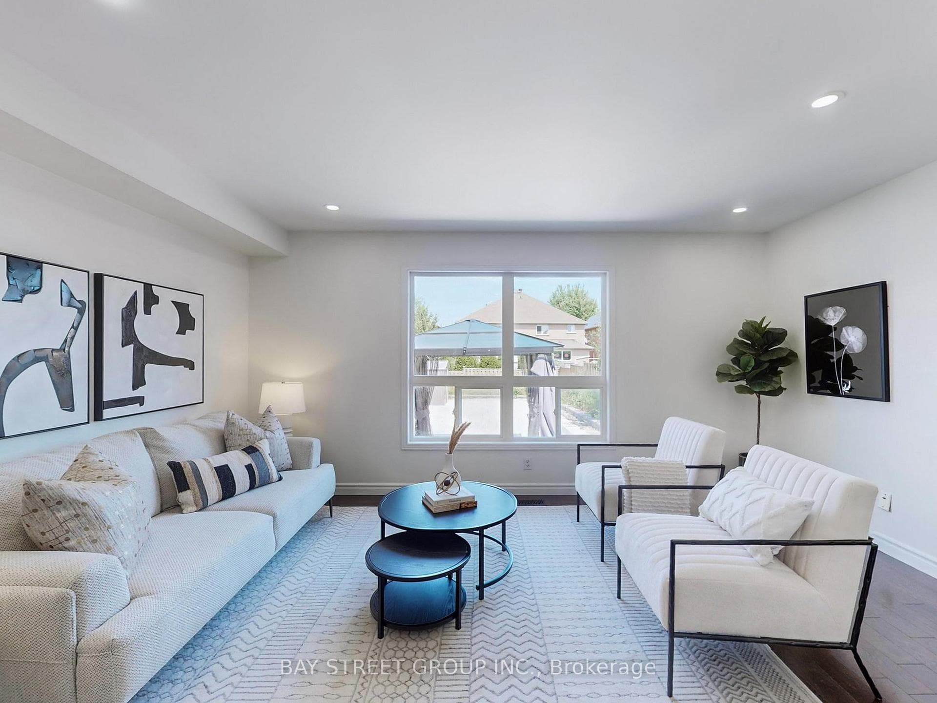 51 Raintree Drive photo 3