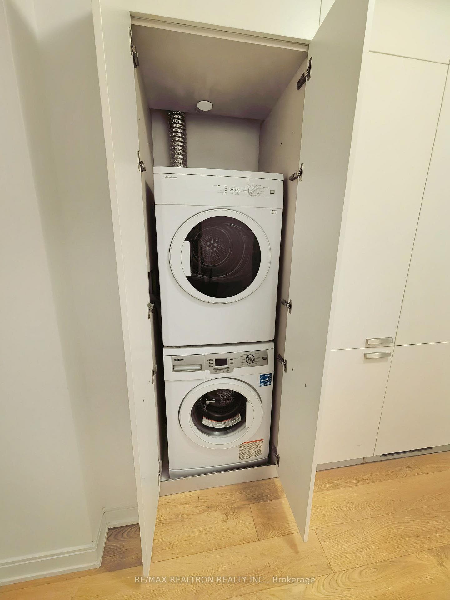 50 Charles Street Unit 2607 photo 10