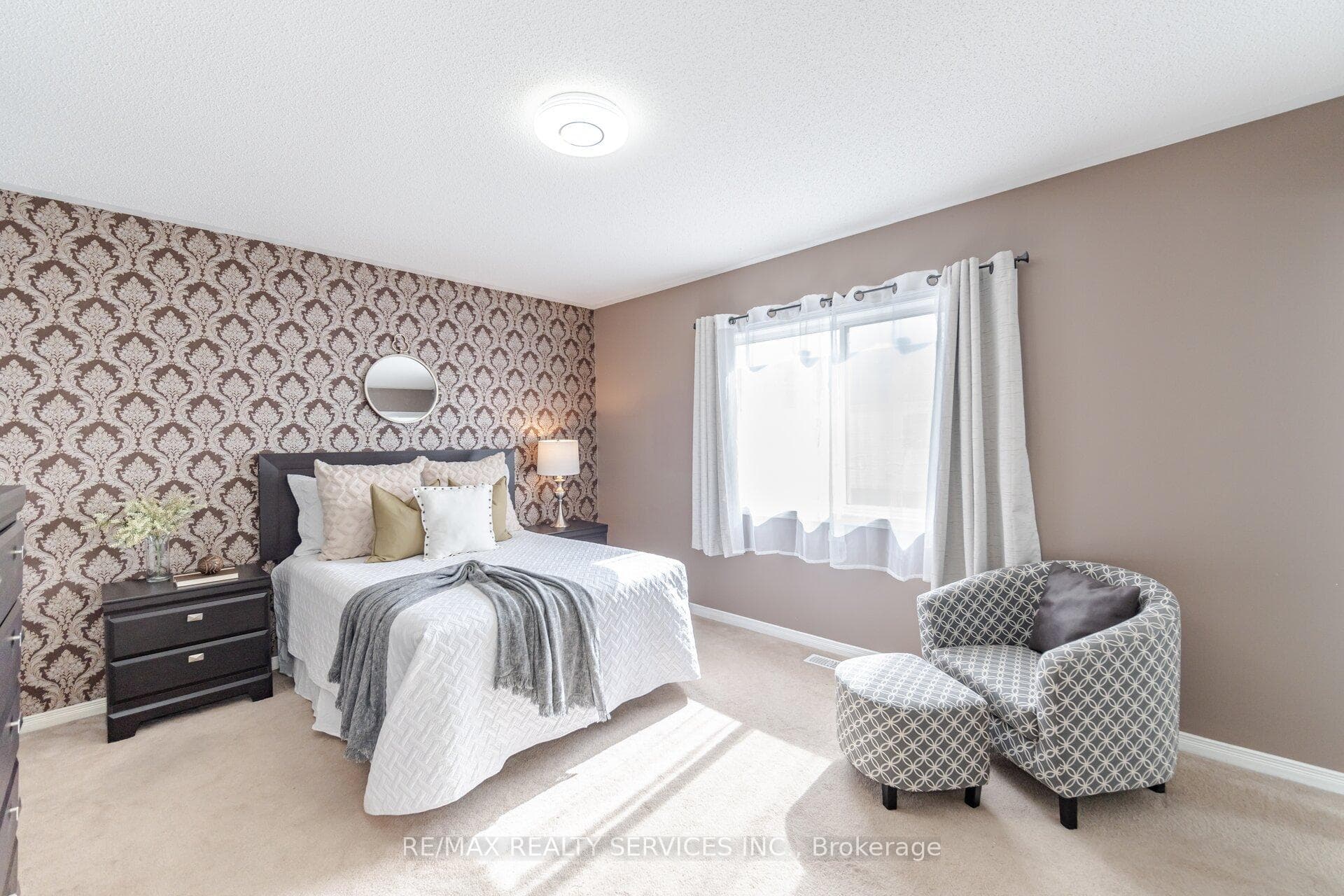 14 Polar Bear Place photo 15