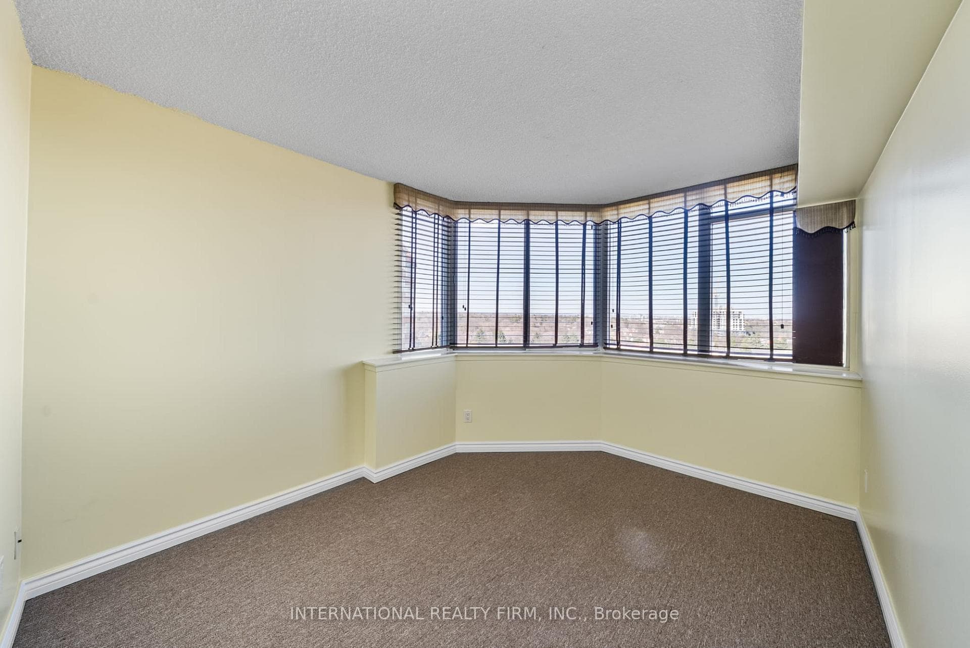 11753 Sheppard Avenue Unit 1020 photo 9
