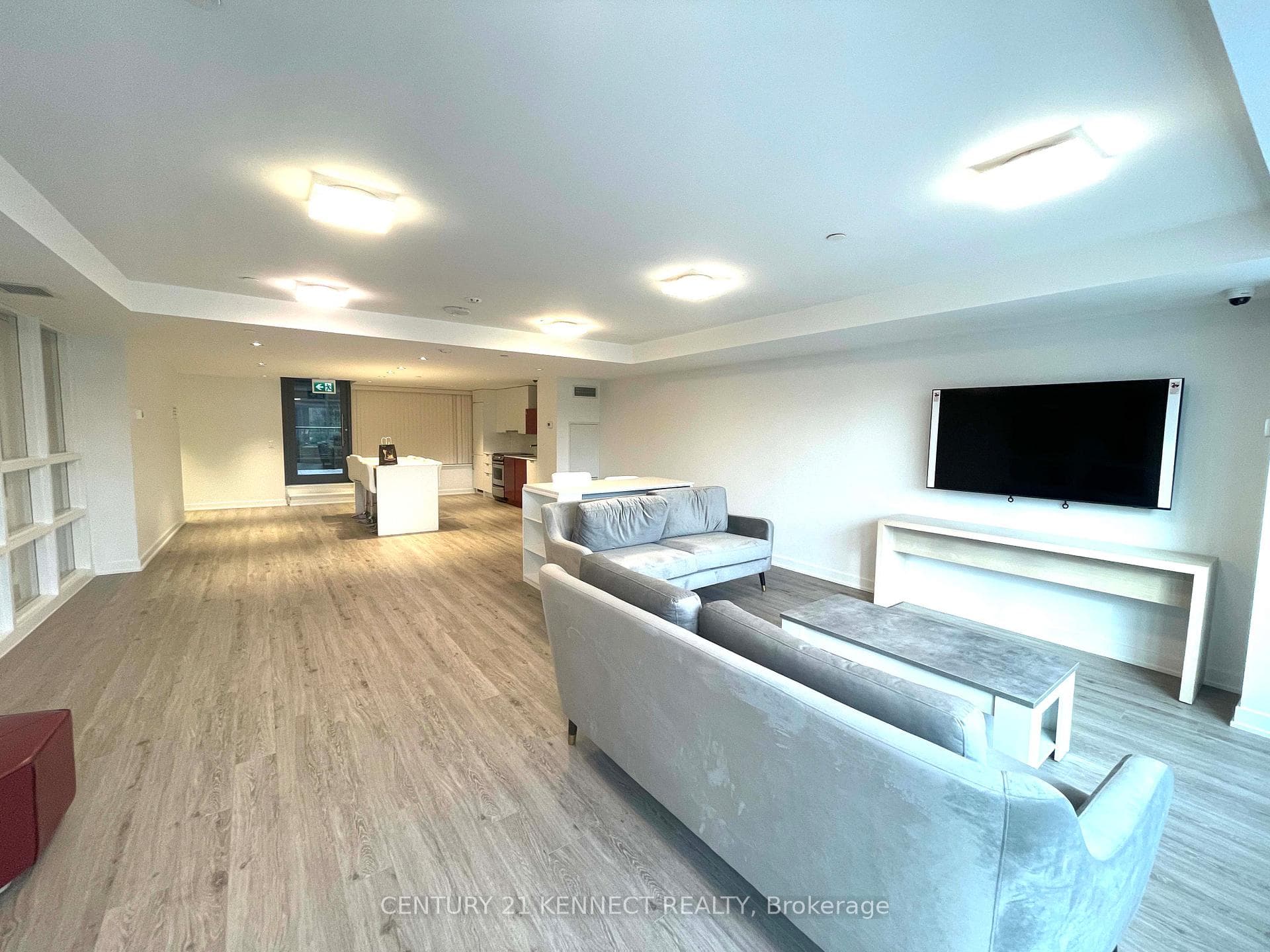 231 College Street Unit 303R photo 14