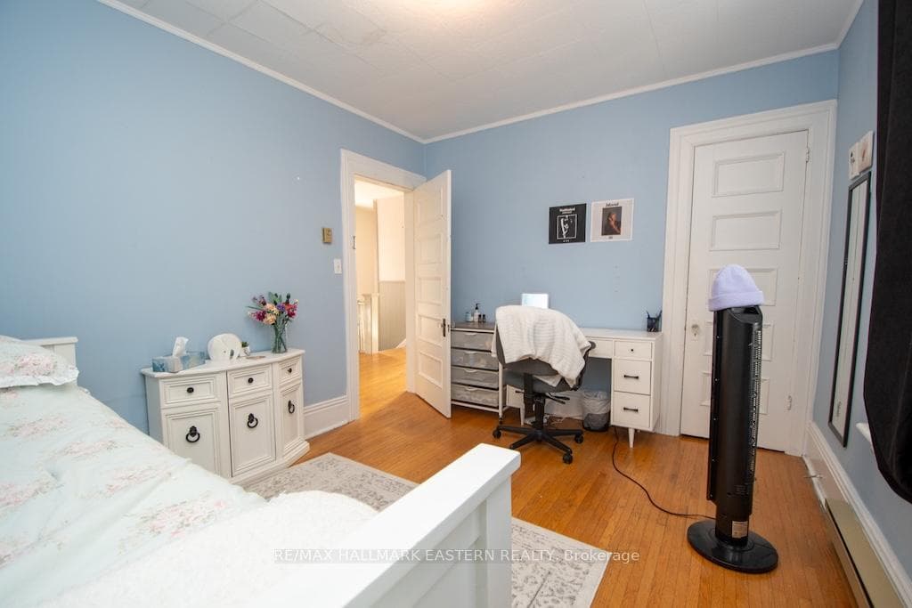 544 Charlotte Street photo 21