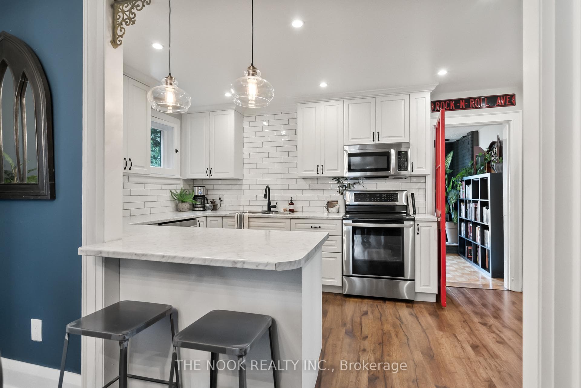 103 Arlington Avenue photo 12