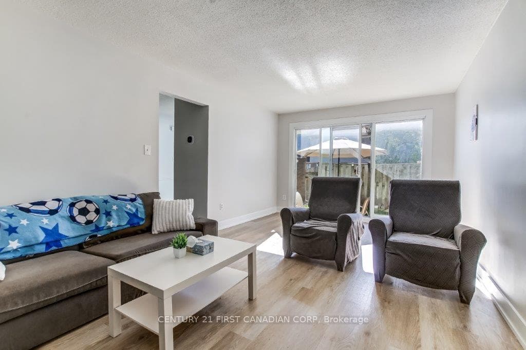 590 Millbank Drive Unit 12 photo 6