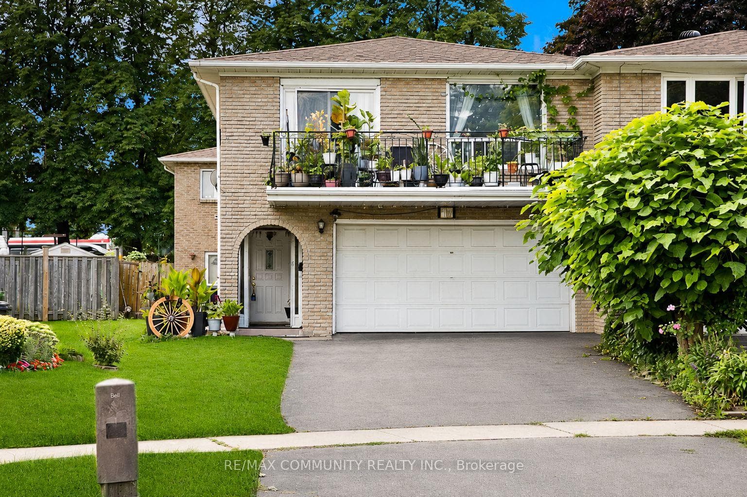 17 Tineta Crescent photo 1