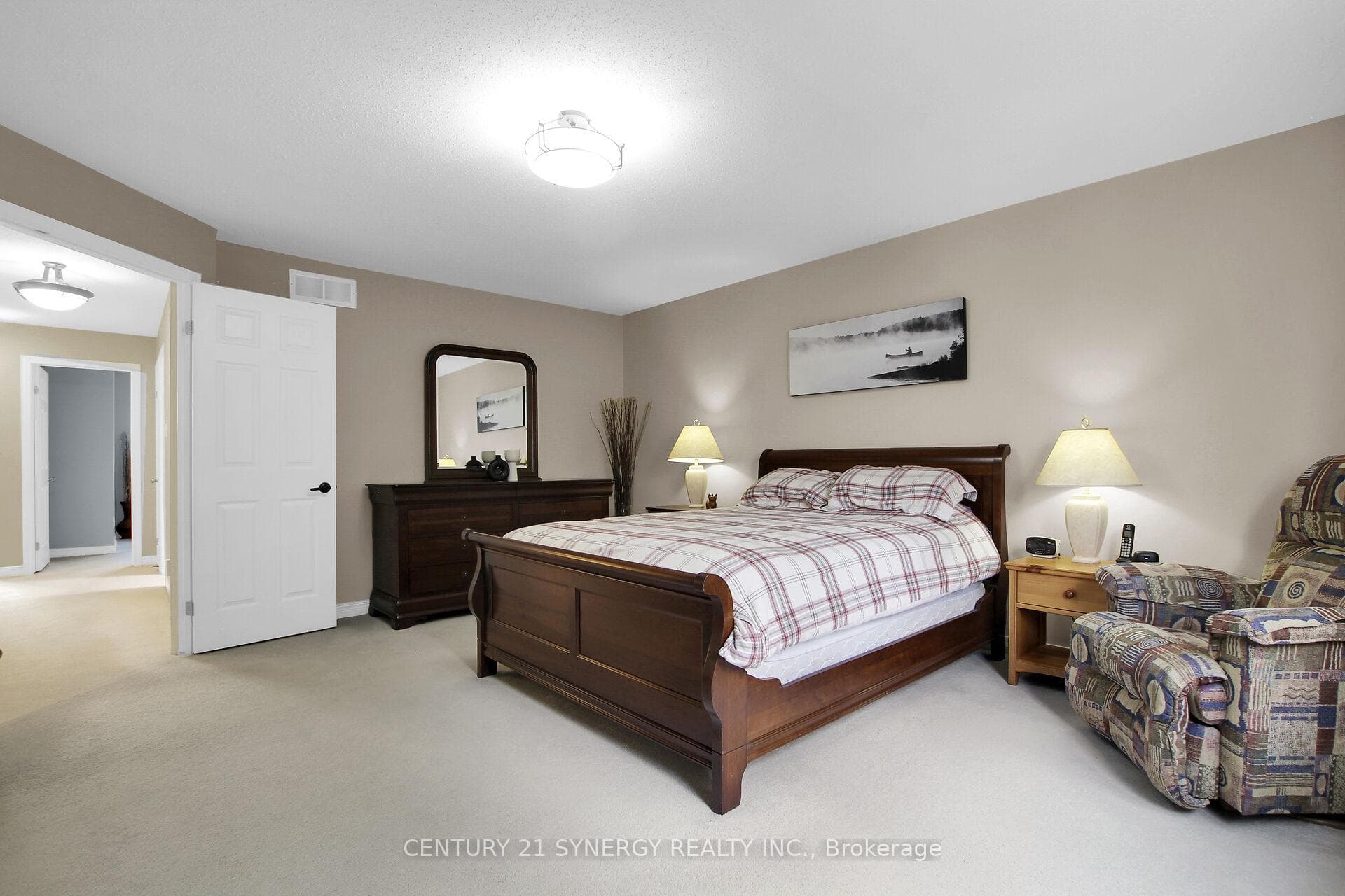 132 Springcreek Crescent photo 23