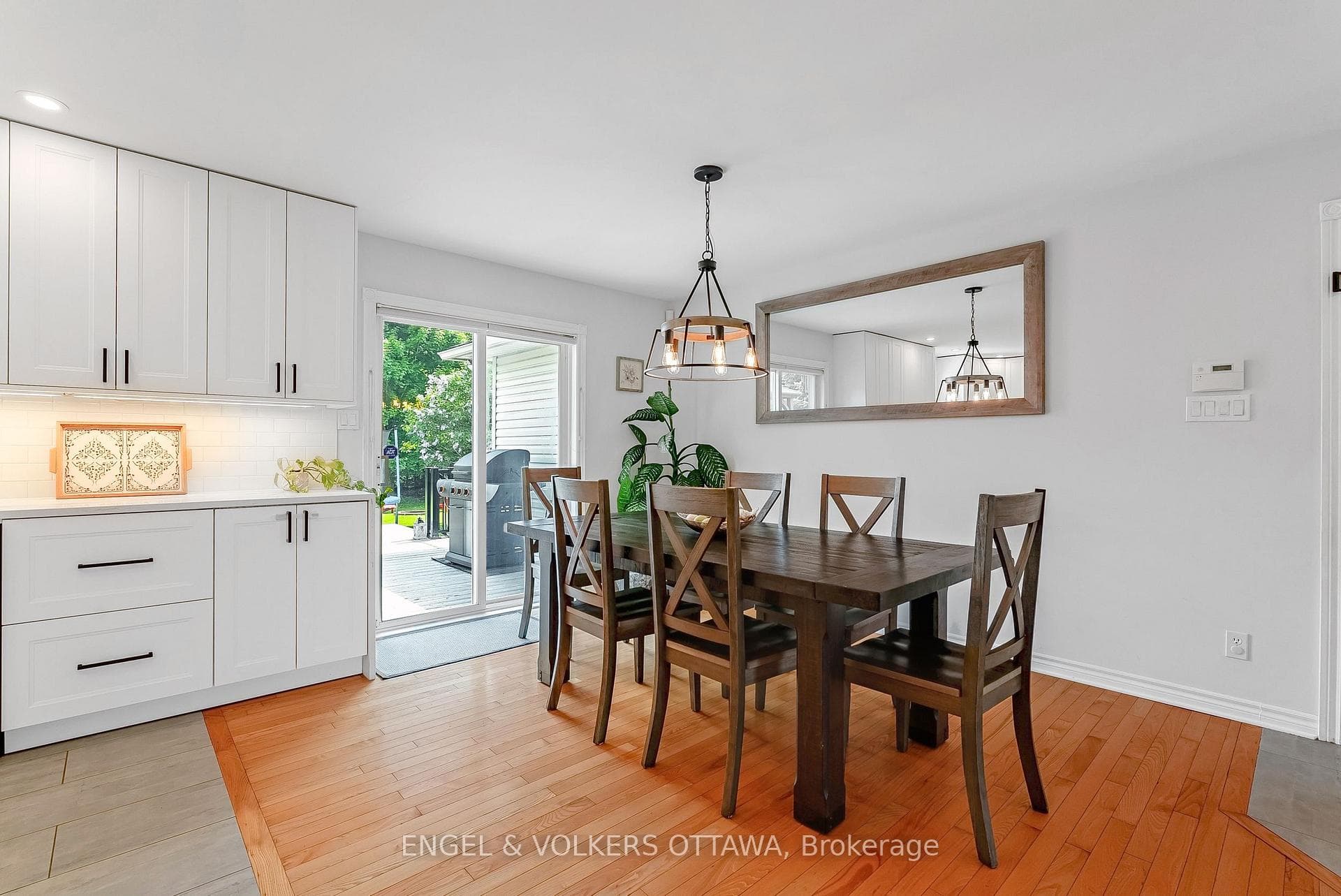 6978 Aldergrove Way photo 16