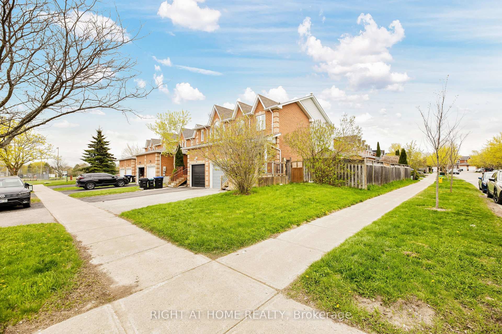 11 Potter Crescent photo 22