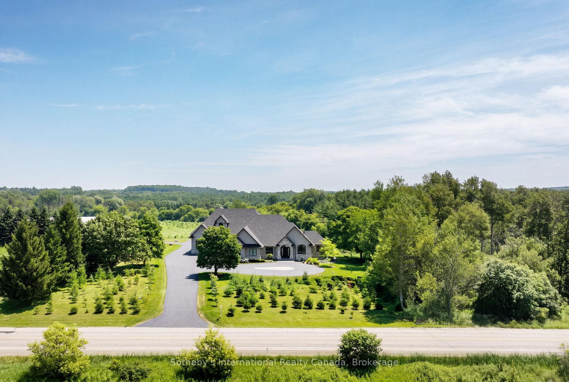 1621 Moser Young Road photo 6