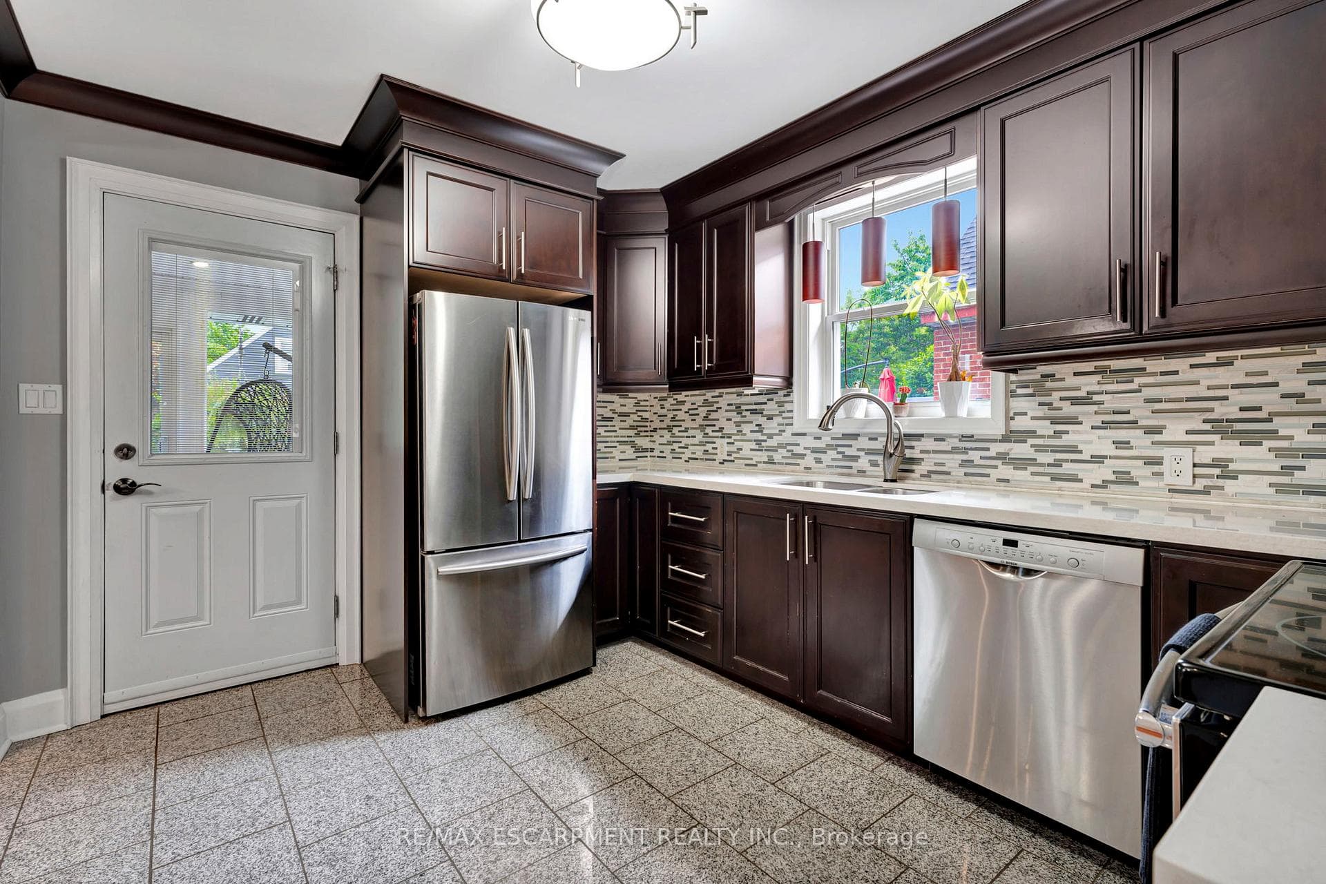 27 Crosthwaite Avenue photo 13