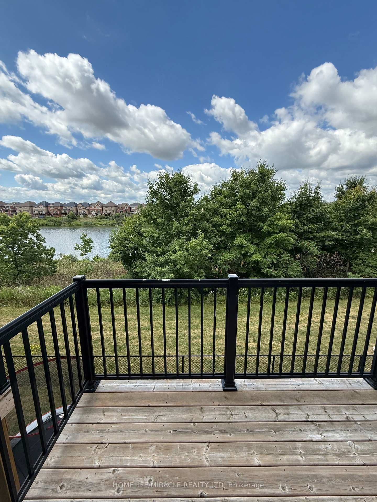 8 Pomarine Way photo 20