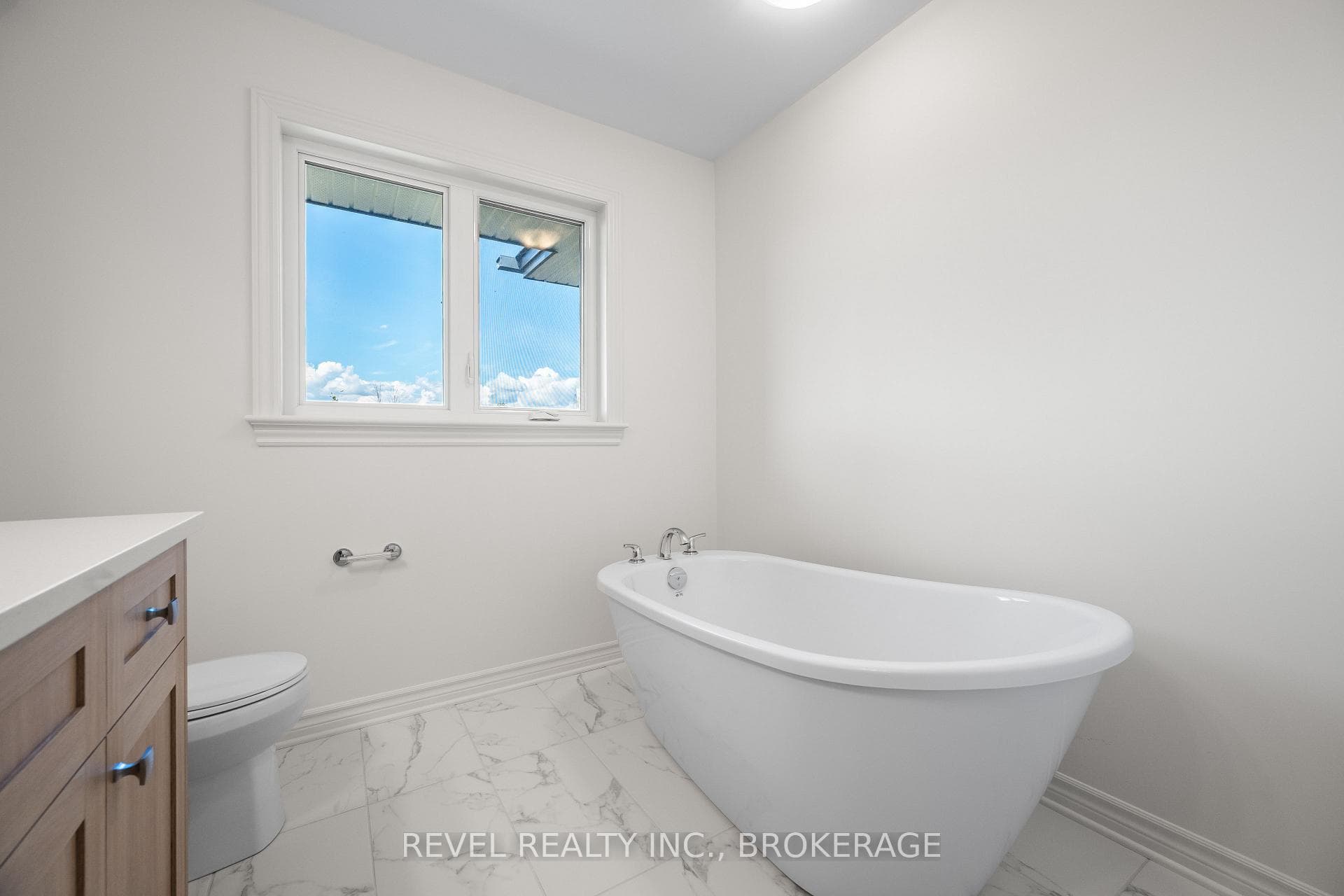456 Buckthorn Drive photo 30