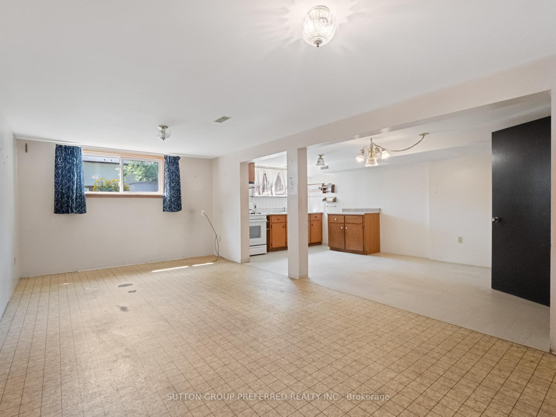 47 Barrington Drive photo 16
