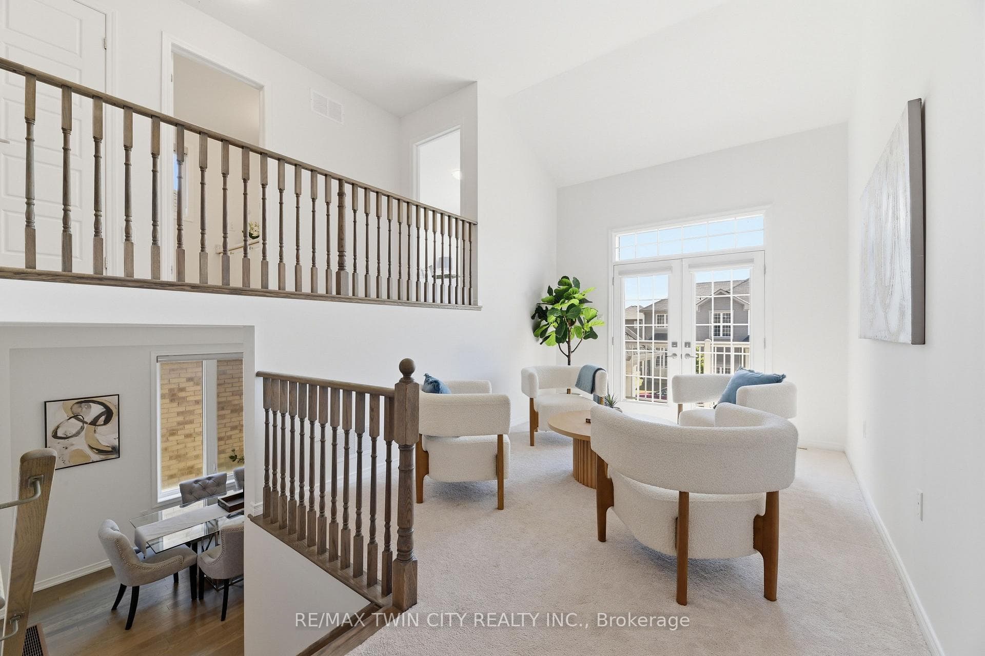 46 Munro Circle photo 4