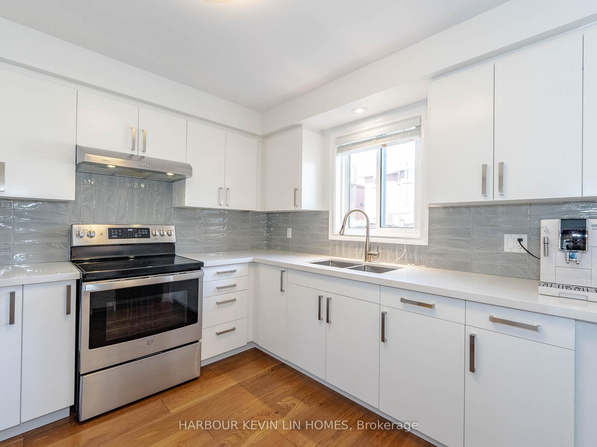 76 Hazelmere Drive photo 13