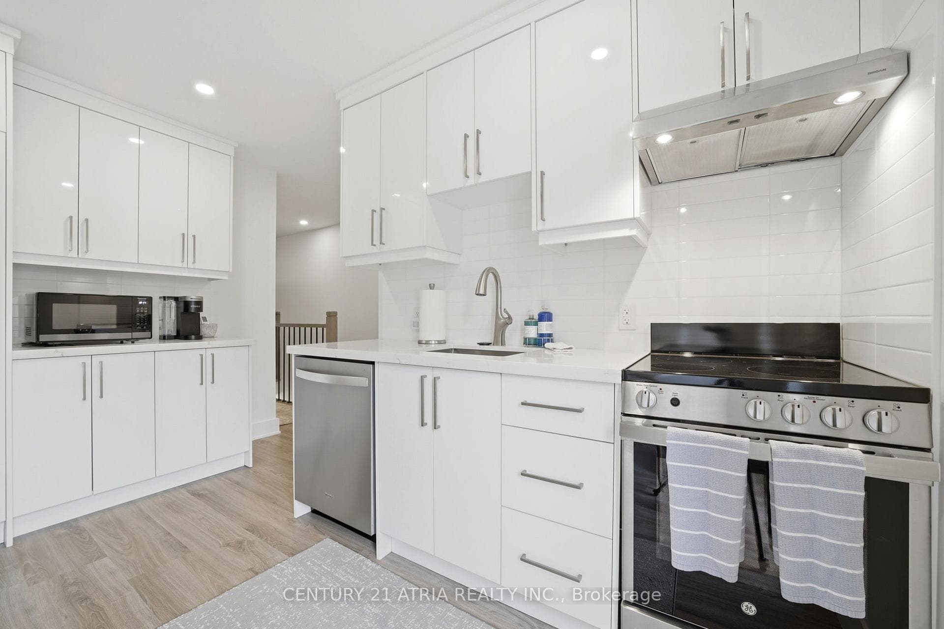 412 Delaware Avenue Unit 2nd Flr photo 16