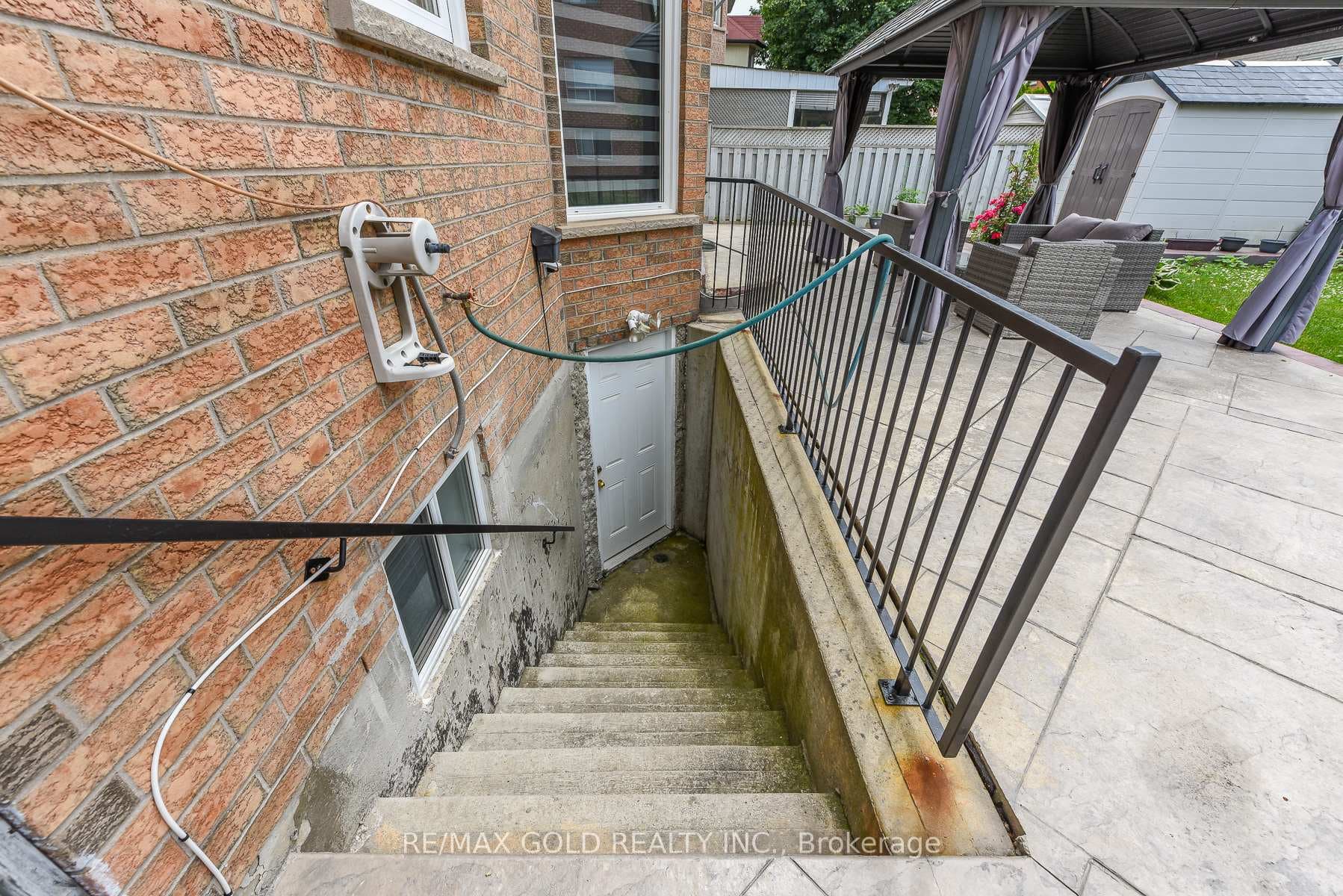 72 Rainforest Drive photo 44
