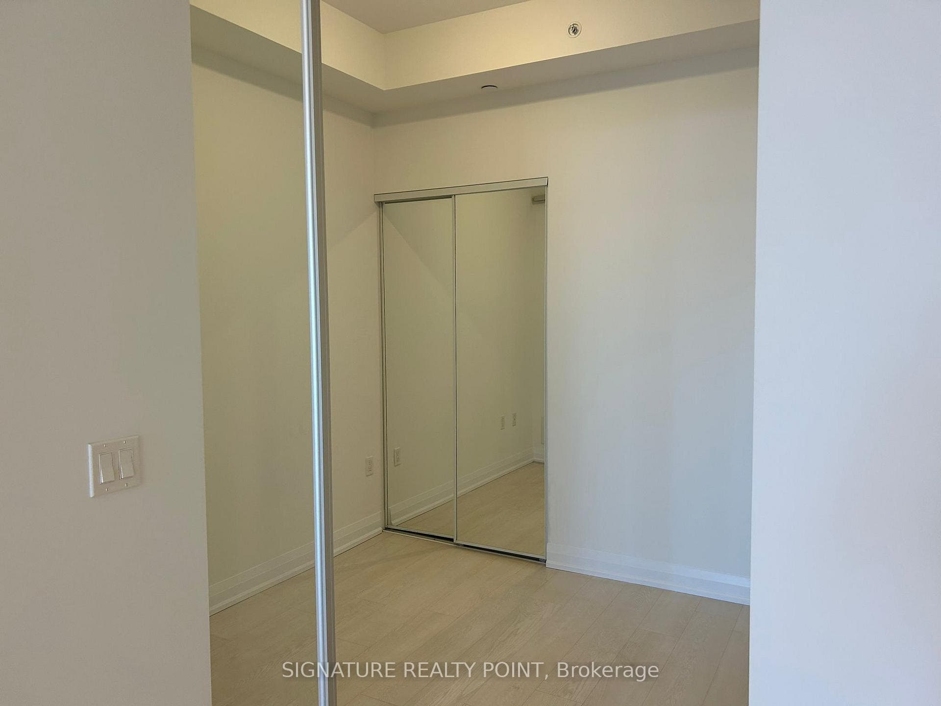 30 Gibbs Road Unit 3306 photo 3