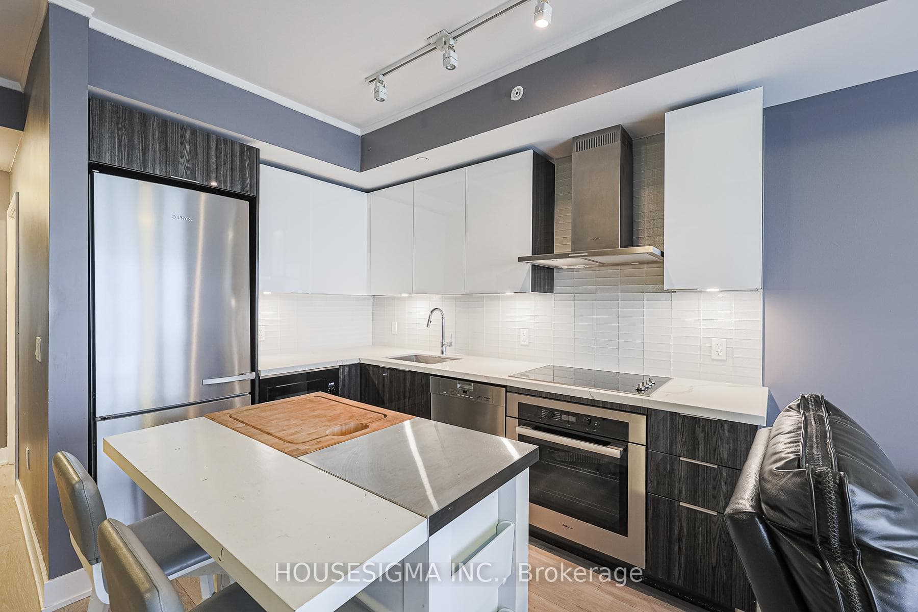 30 Shore Breeze Drive Unit 5501 photo 13