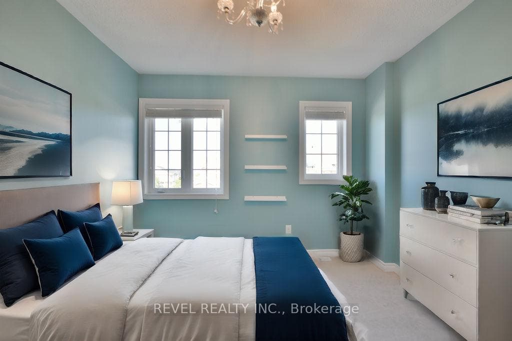 166 SUCCESSION Crescent photo 28