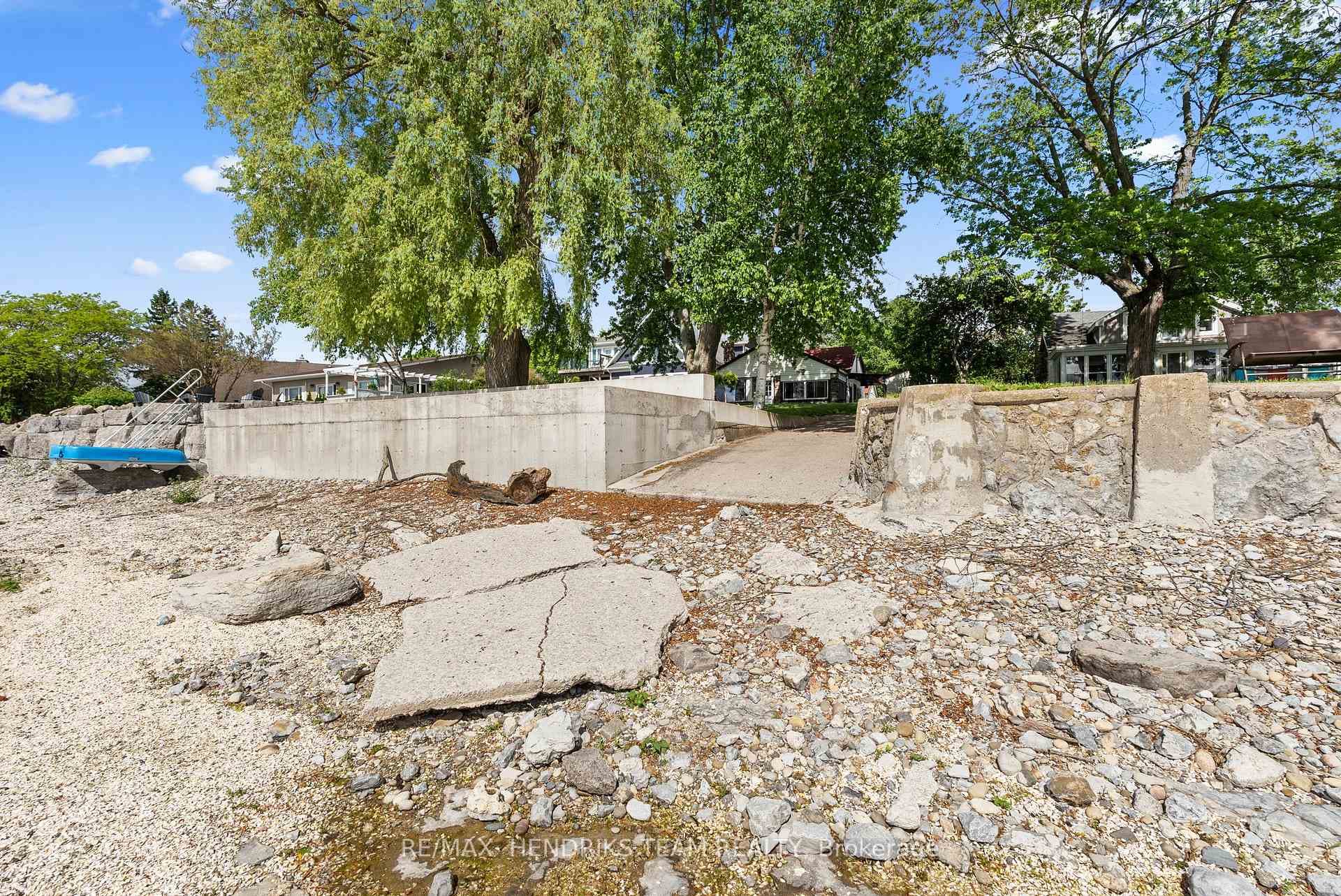 11273 Harbourview Road photo 33