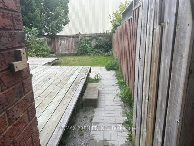 25 Srigley Street photo 26