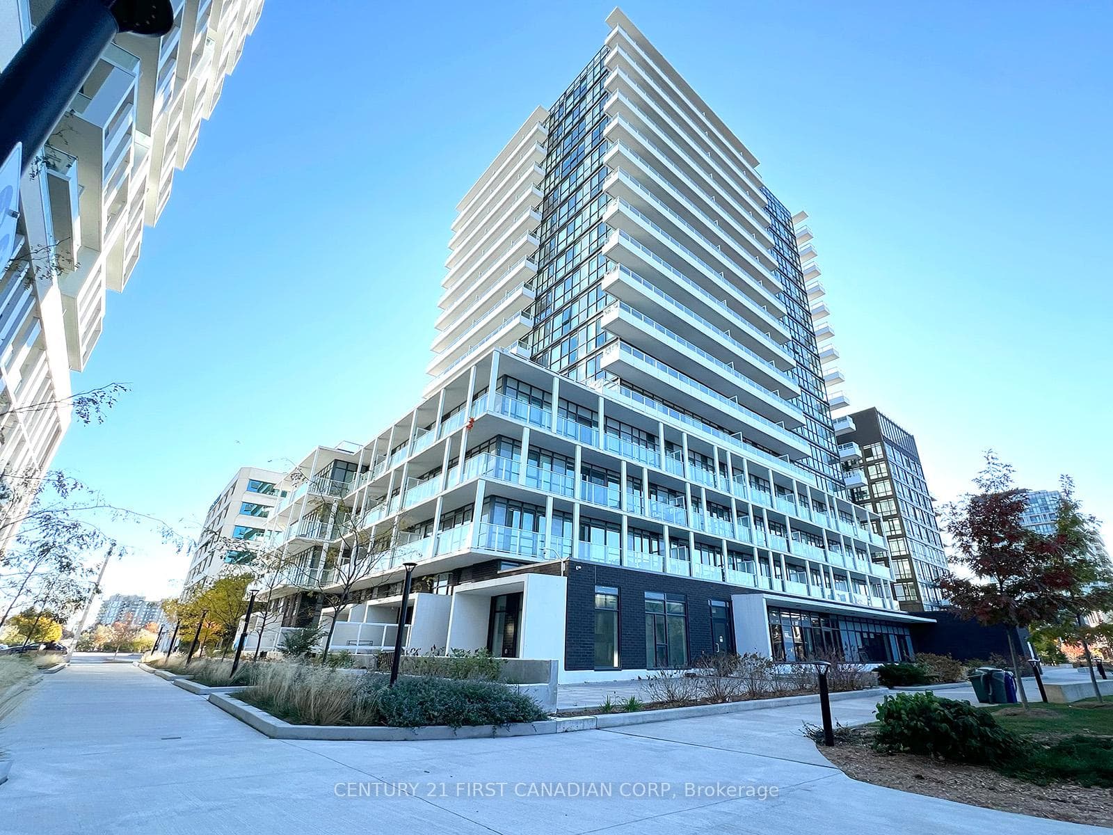 180 Fairview Mall Drive Unit 107 photo 23