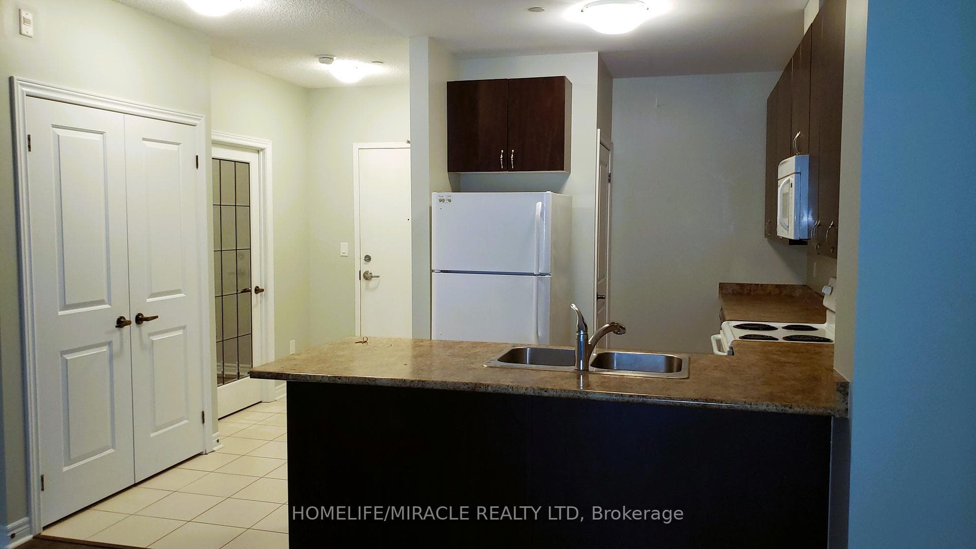 7400 Markham Road Unit 103 photo 8