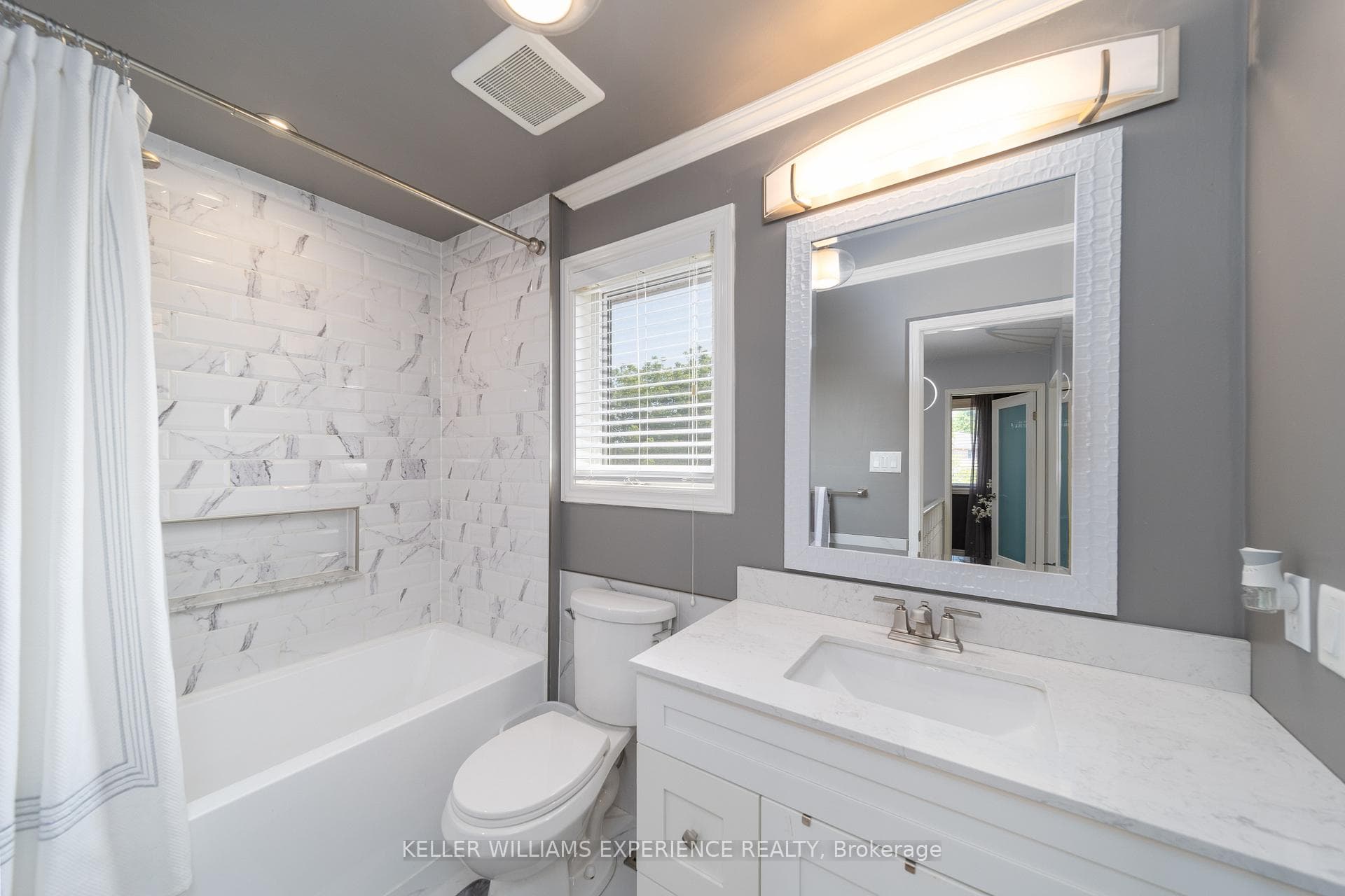 19 Nightingale Crescent photo 15