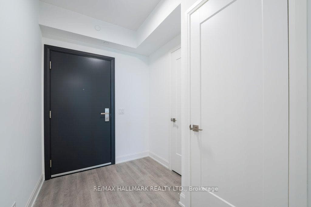 38 Gandhi Lane Unit 805 photo 3