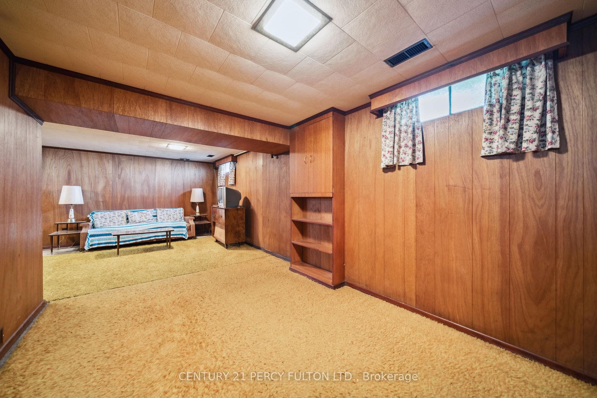 143 Exeter Road photo 19