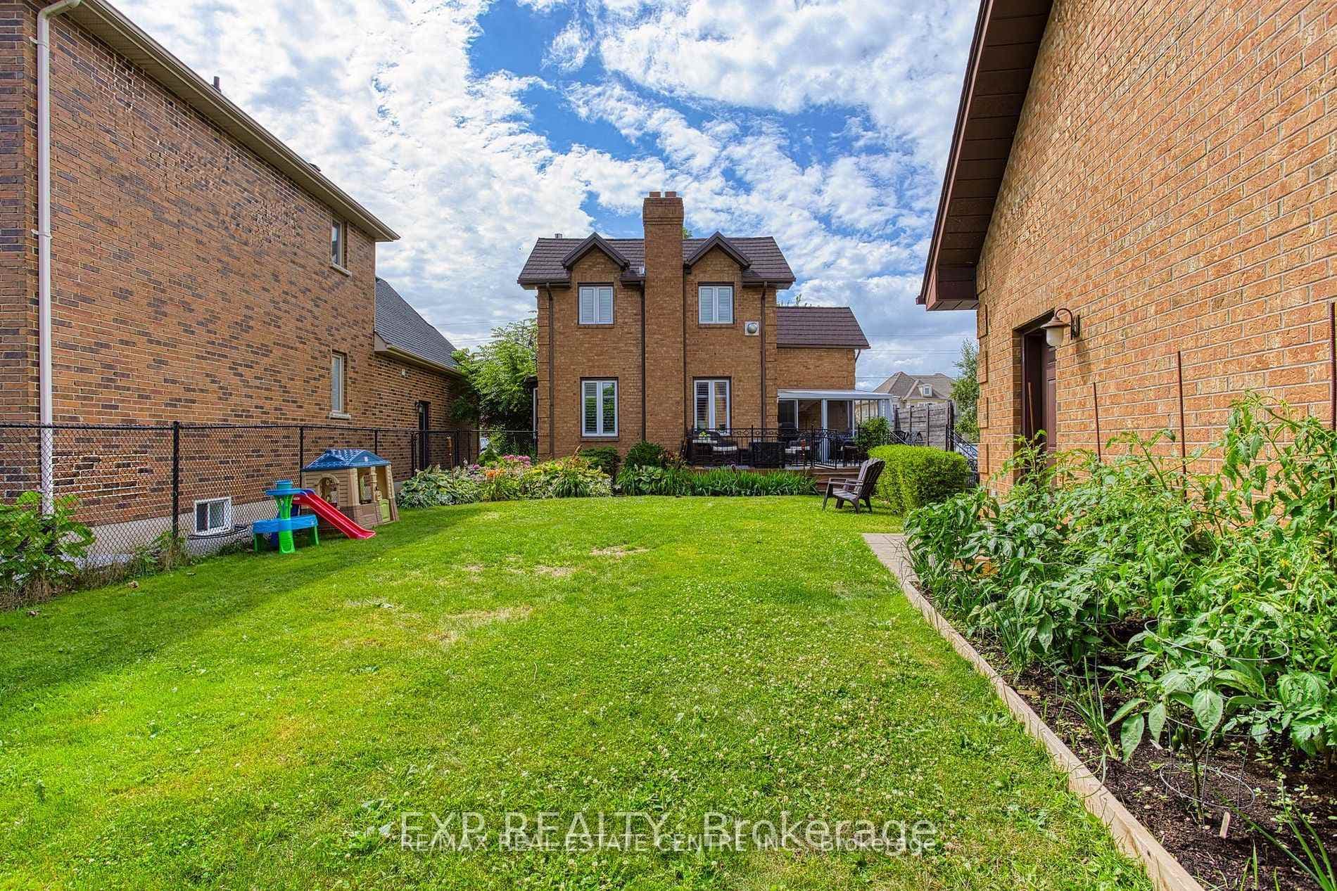 580 Fifty Road photo 39