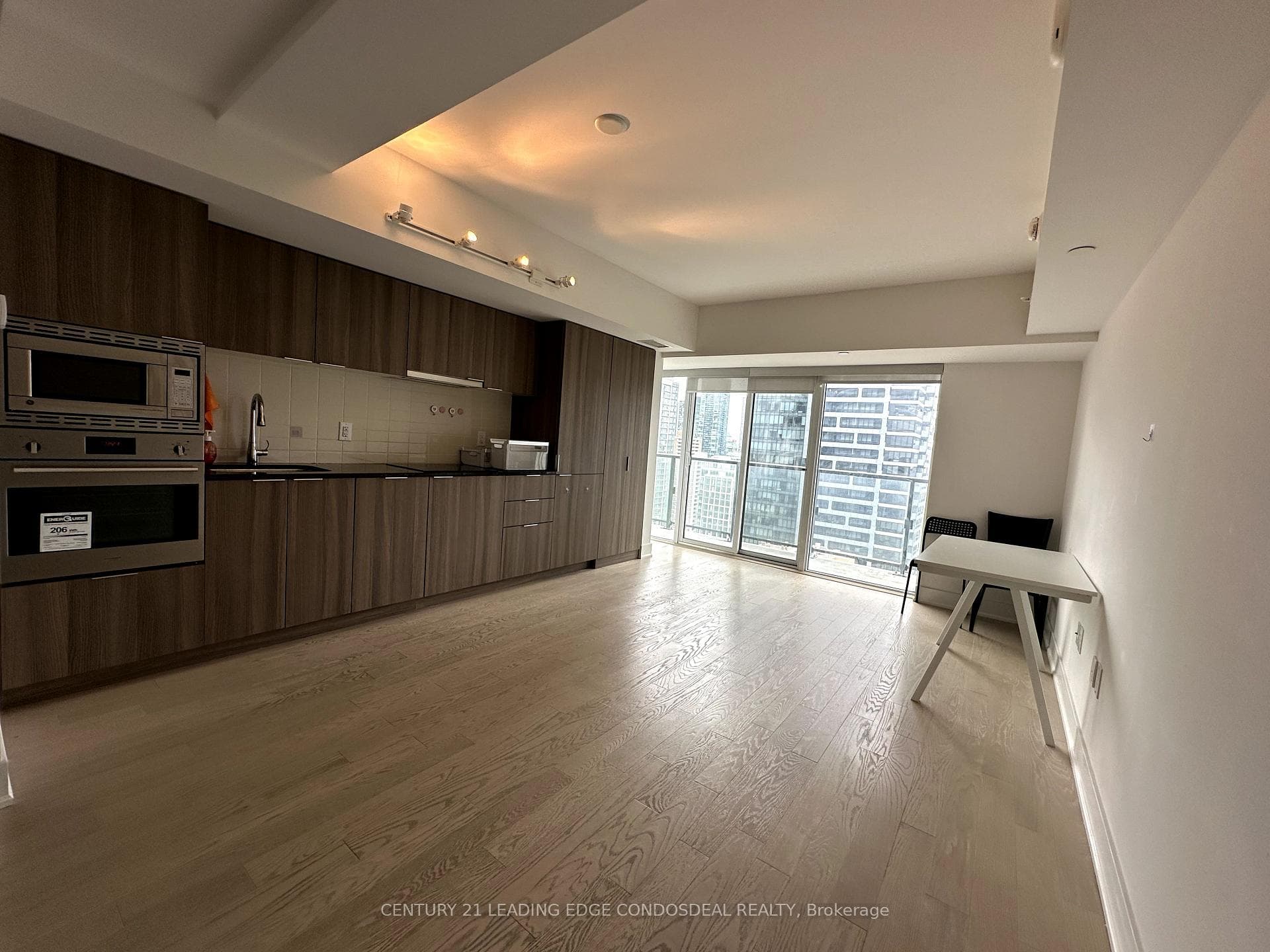 955 Bay Street Unit 2515 photo 9