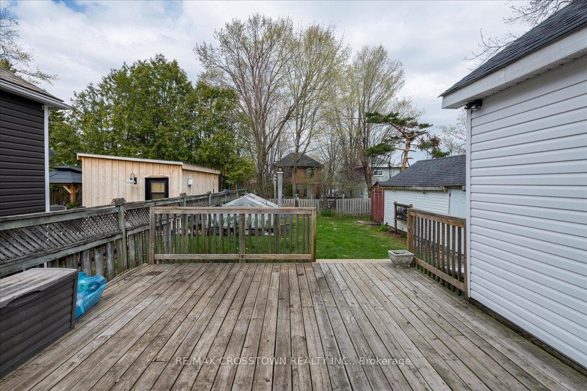 296 Saint Jean Street photo 13