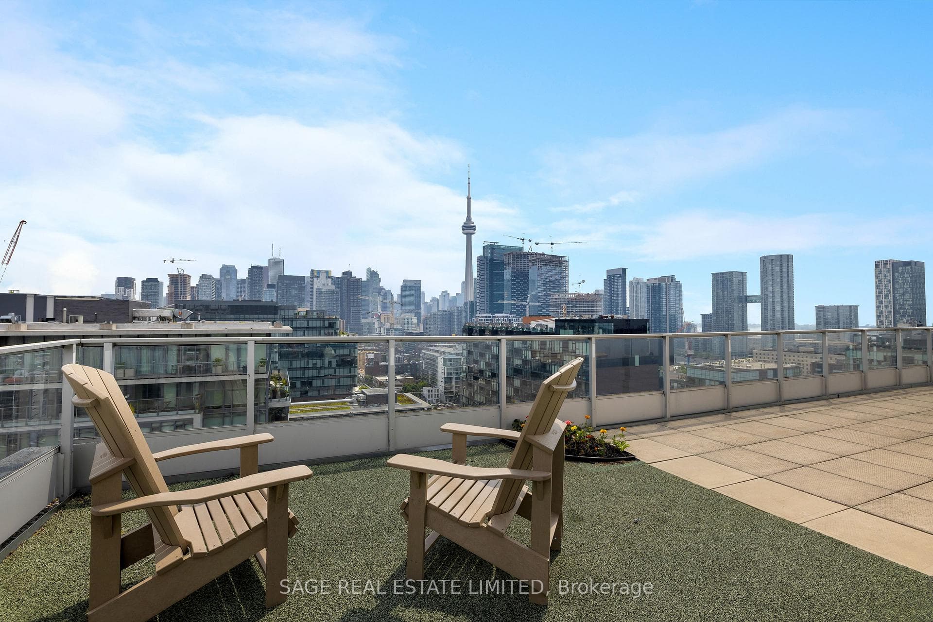 700 King Street Unit 1112 photo 35