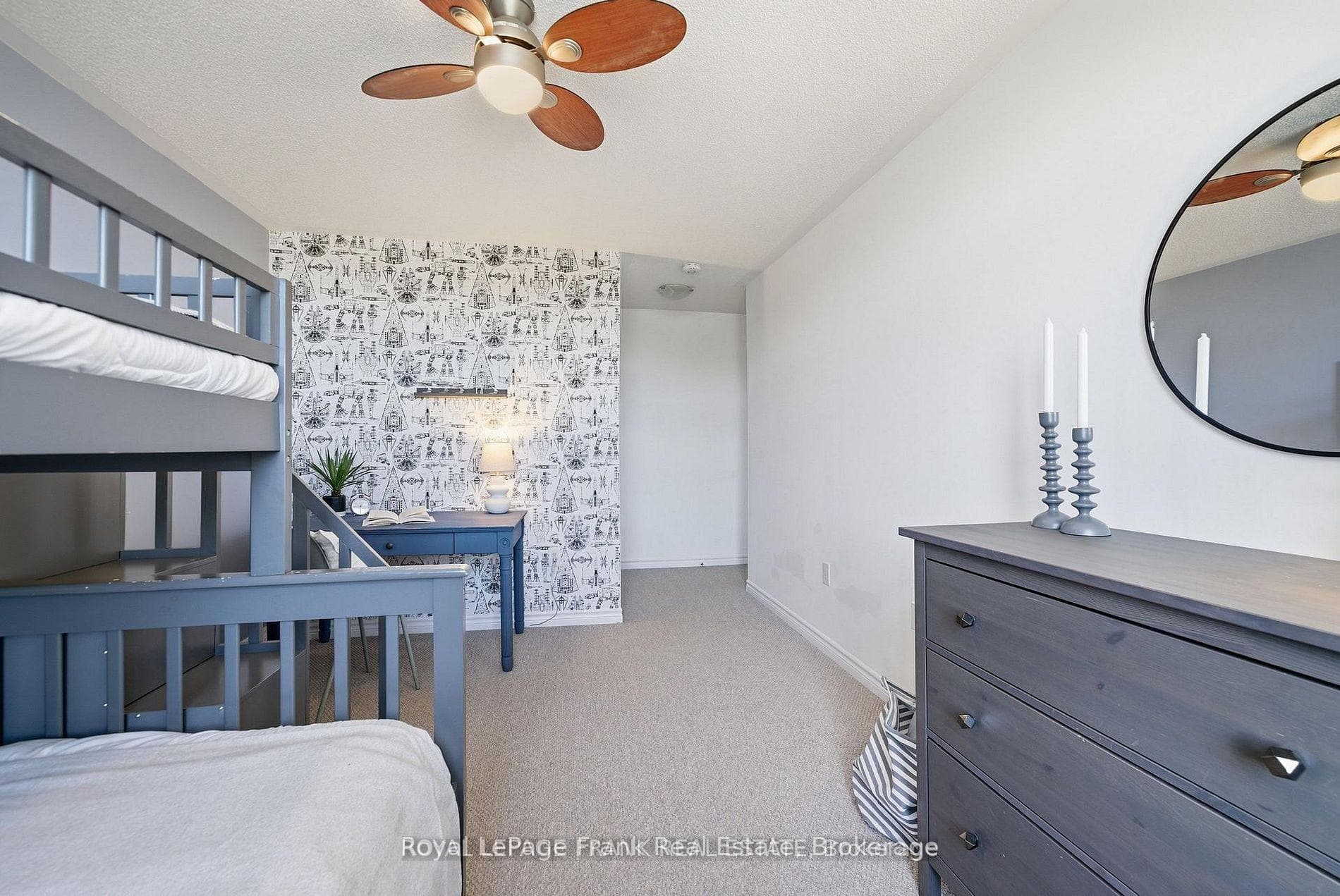 15 Highlands Boulevard photo 23