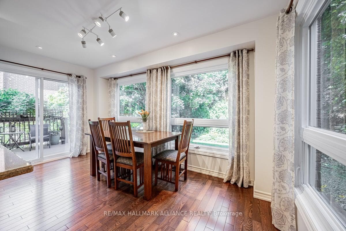 1366 Creekside Drive photo 11