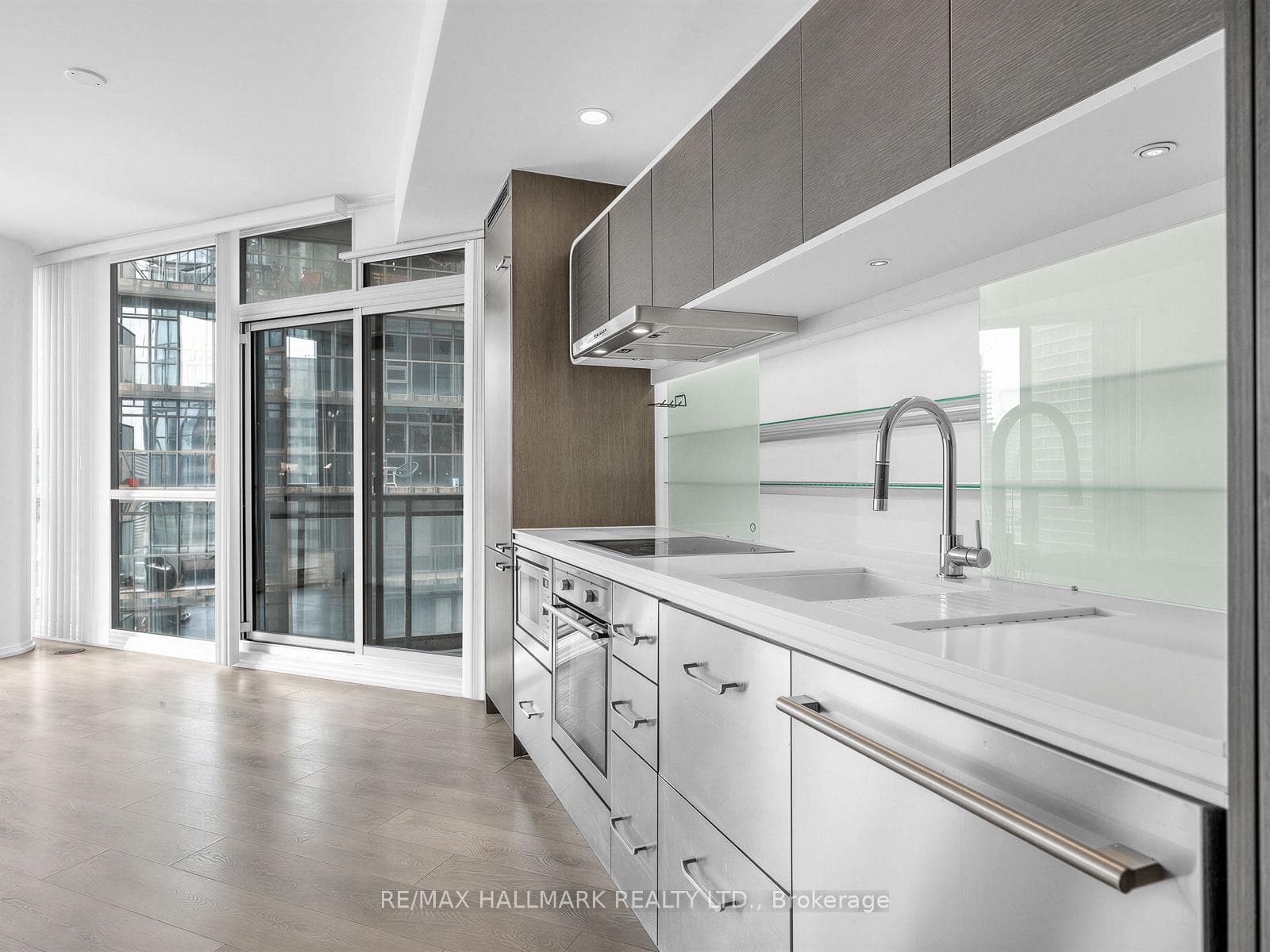 45 Charles Street Unit 2302 photo 10