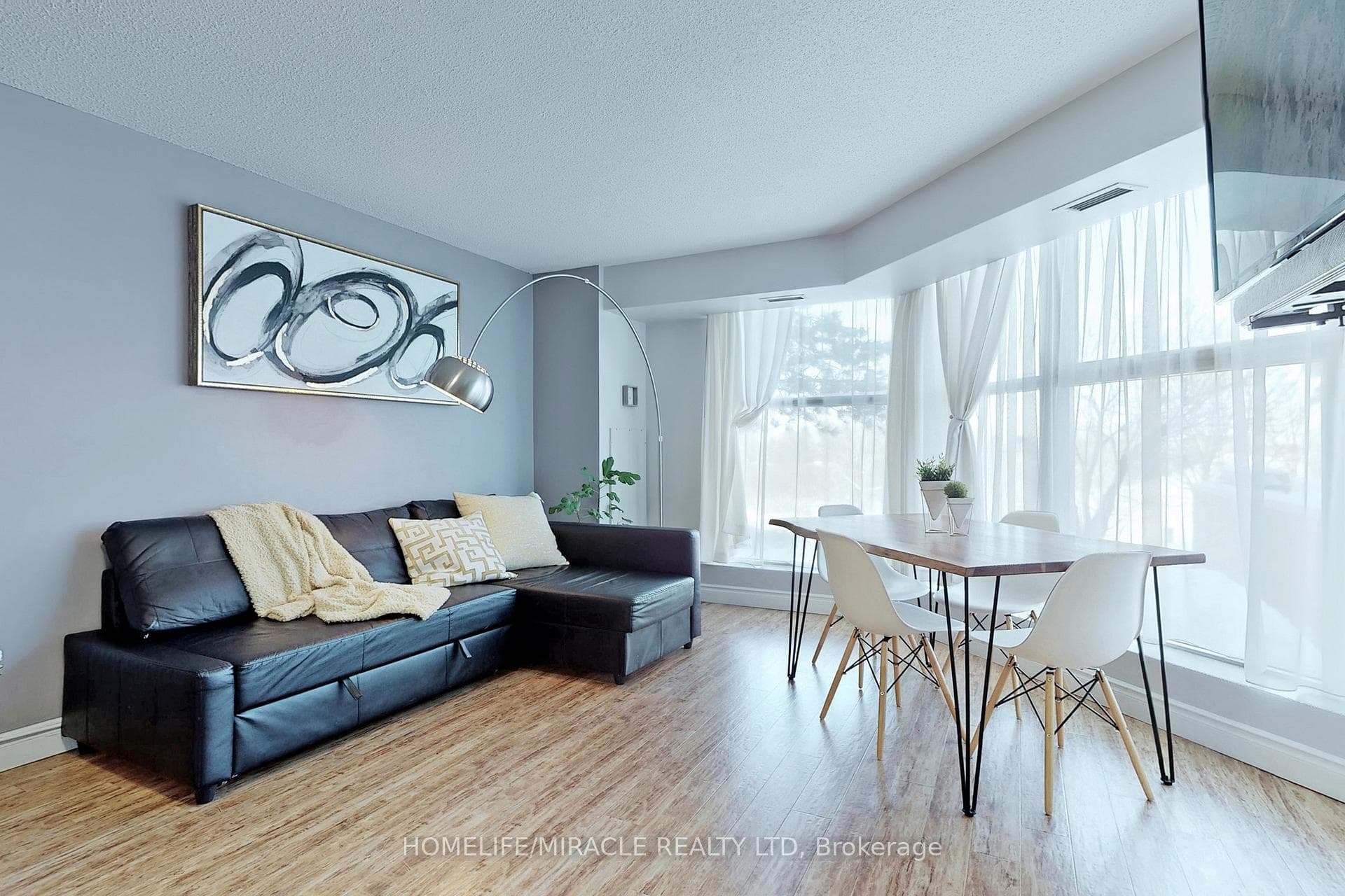 90 Dale Avenue Unit 201 photo 4