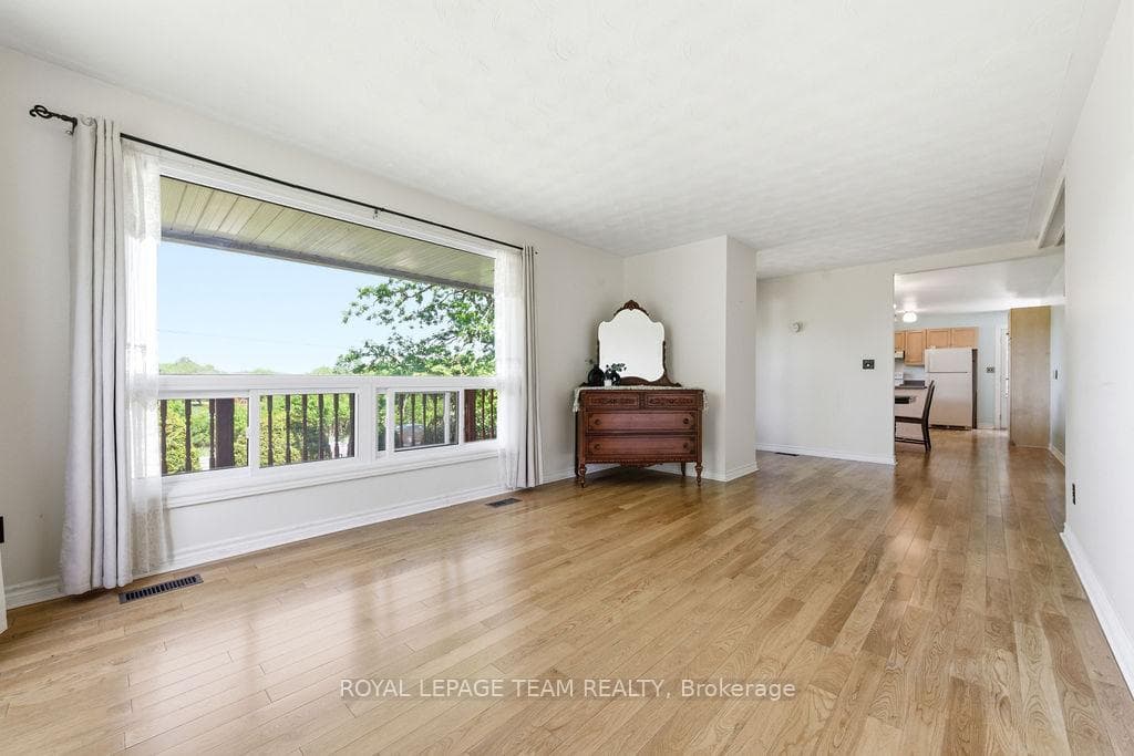 3697 Burnstown Road photo 18