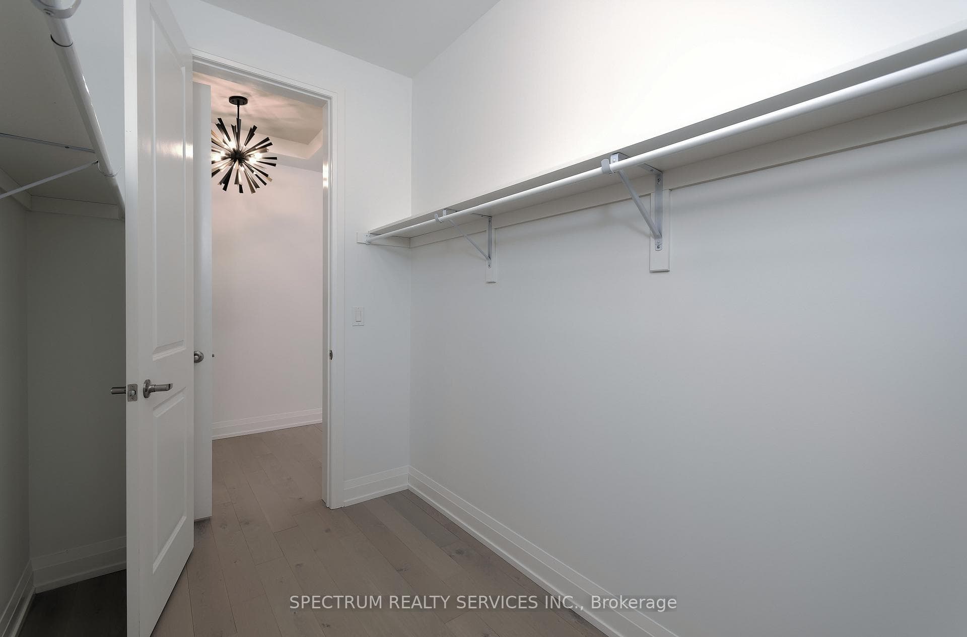 60 Crimson King Way photo 24