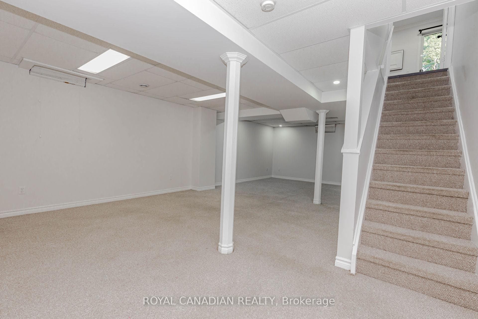 5180 Blue Spruce Avenue photo 41