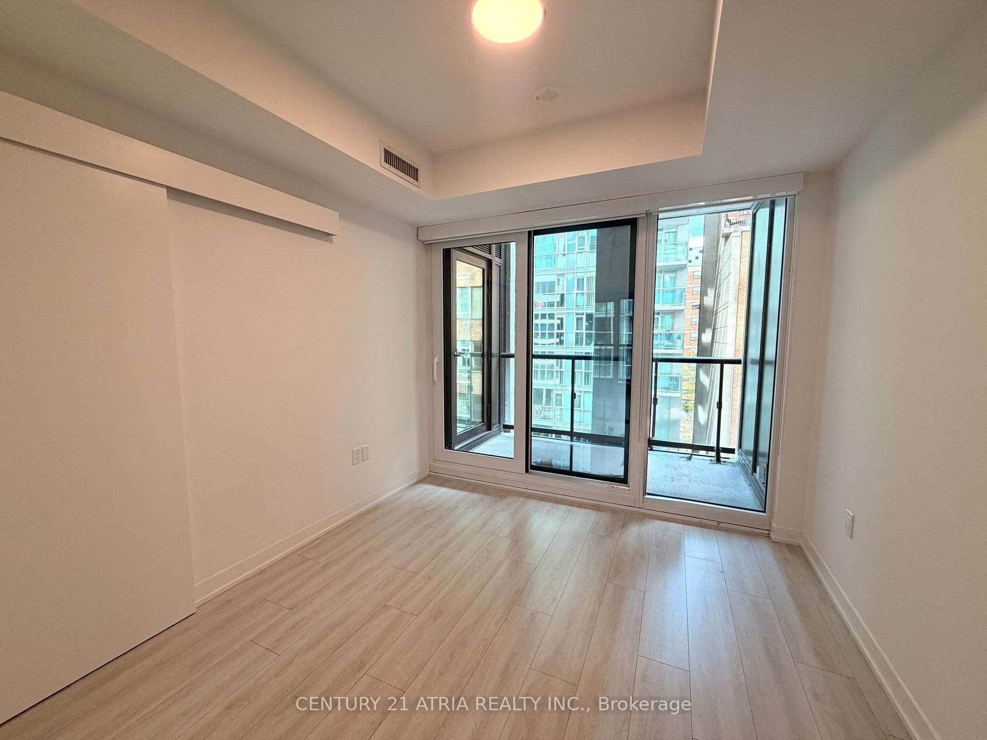 121 St Patrick Street Unit 421 photo 12