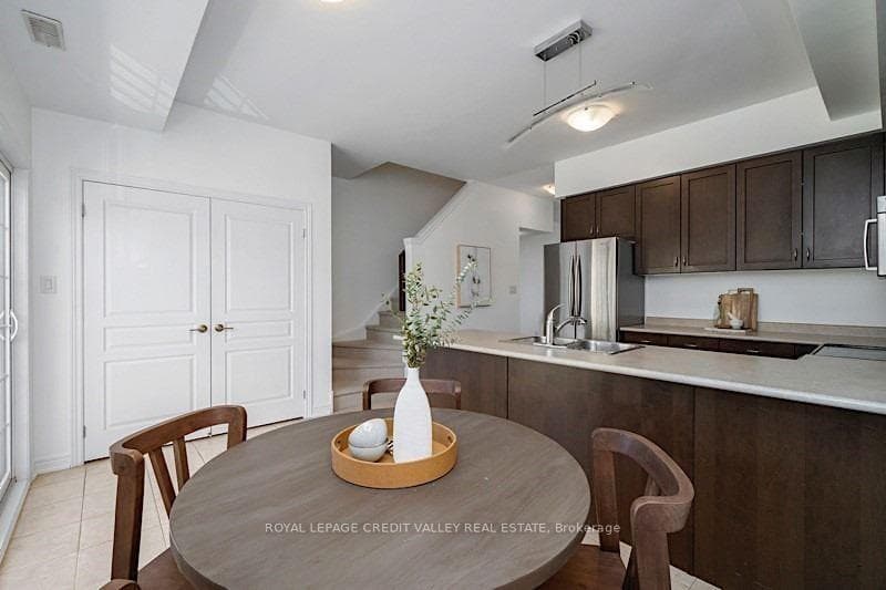 1401 Plains Road Unit 29 photo 12