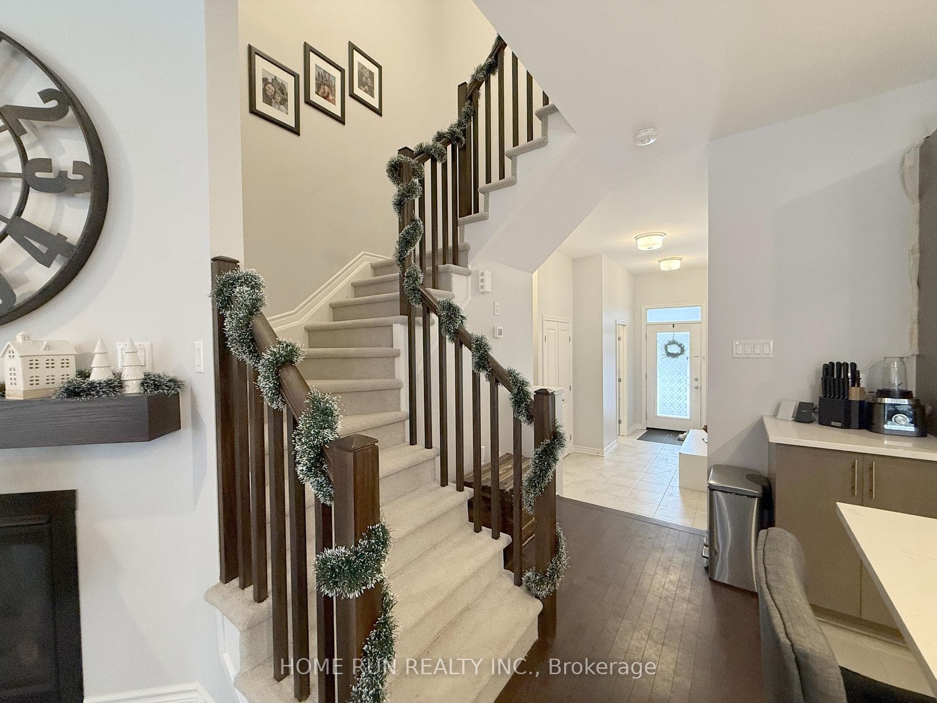 555 Jackdaw Avenue photo 13