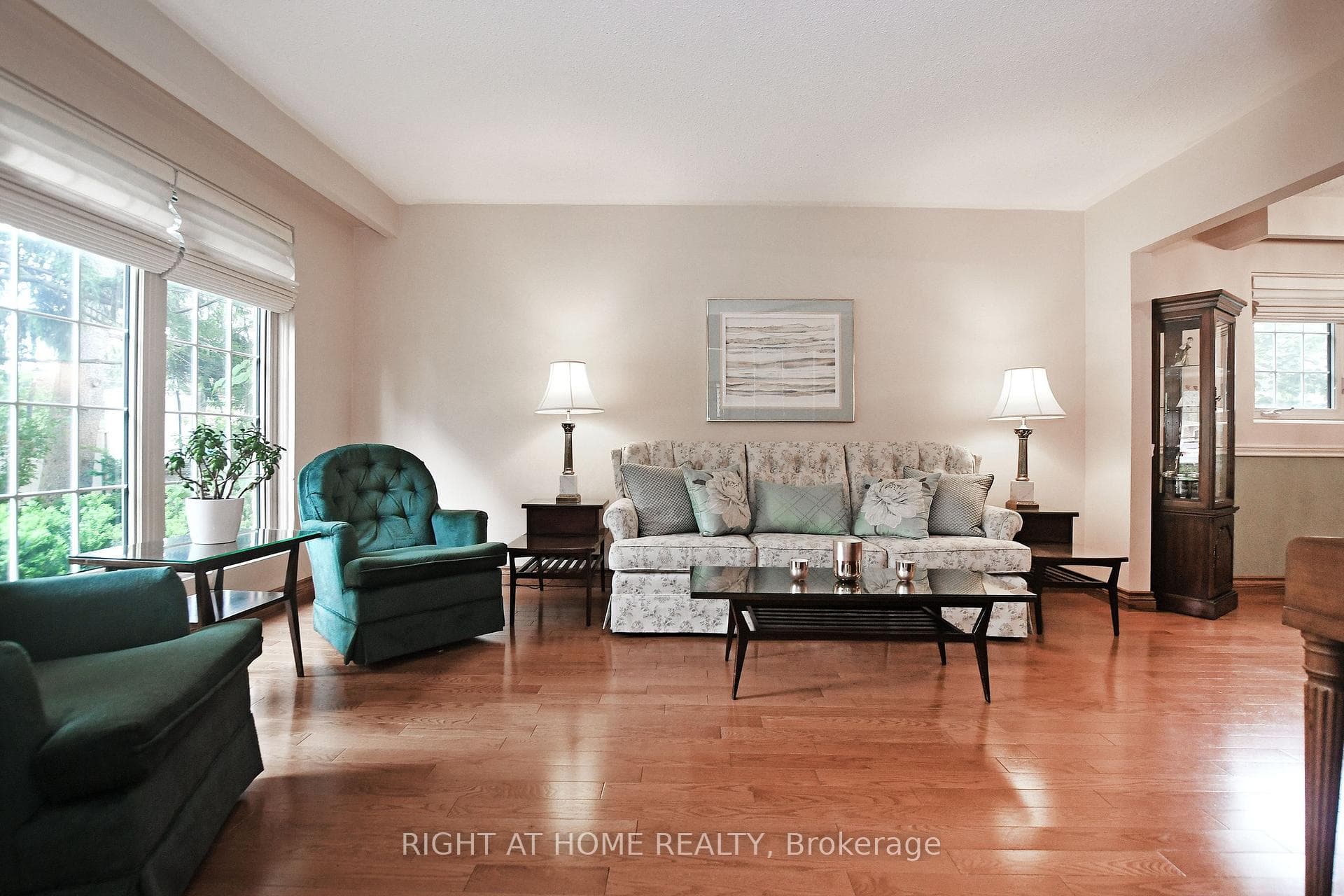 157 Kirk Drive photo 6